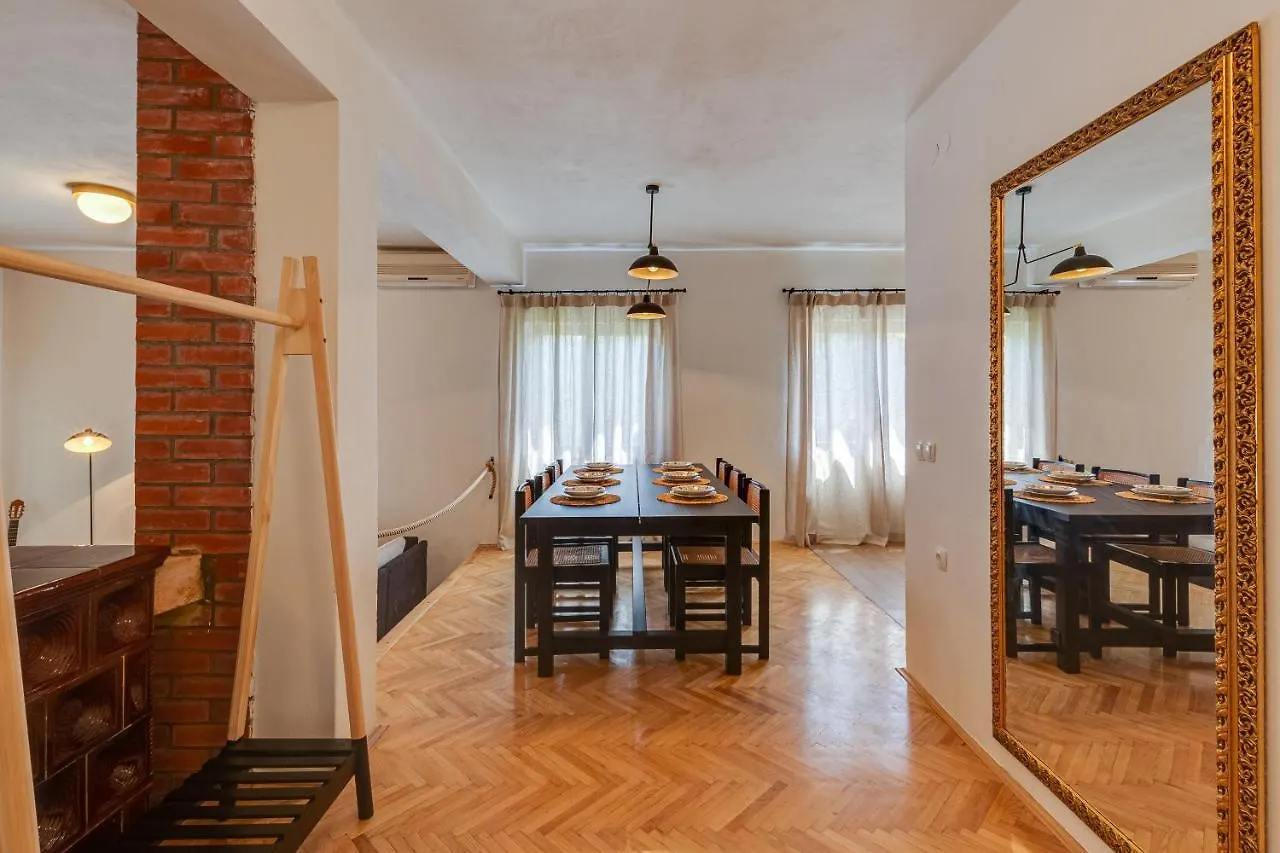 Villa Marcela Preko 0*,  Croatia